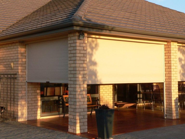 Café Blinds Perth WA Outdoor Ziptrak Café Blinds Aqua Shades